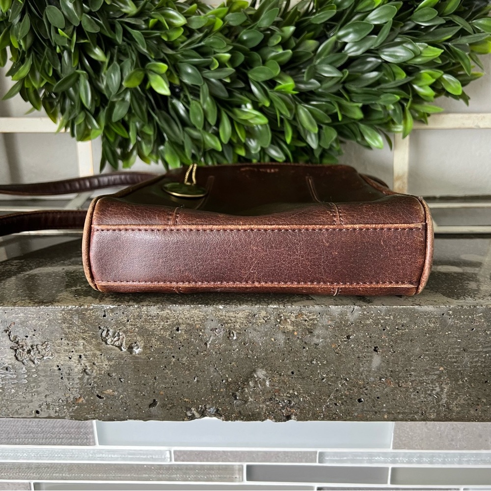 Nine West | Vintage 90s | Brown Leather Crossbody Bag - Picture 5 of 11
